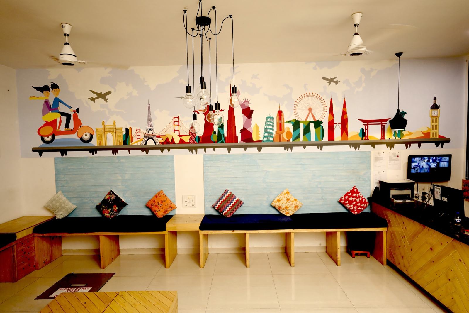 The common room at Nap Manor Hostels, Mumbai